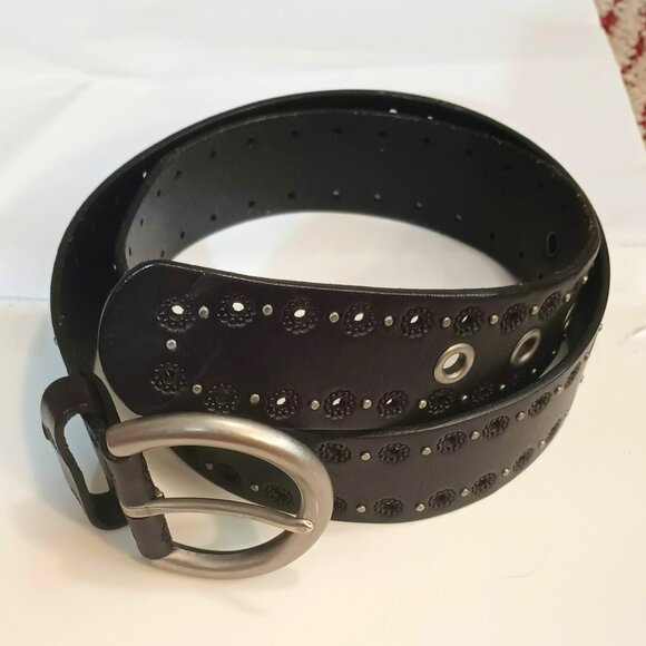 Fossil Leather Stud Riveted Belt S Women's Silver Dark Brown Laser Cut Flower - Picture 1 of 12